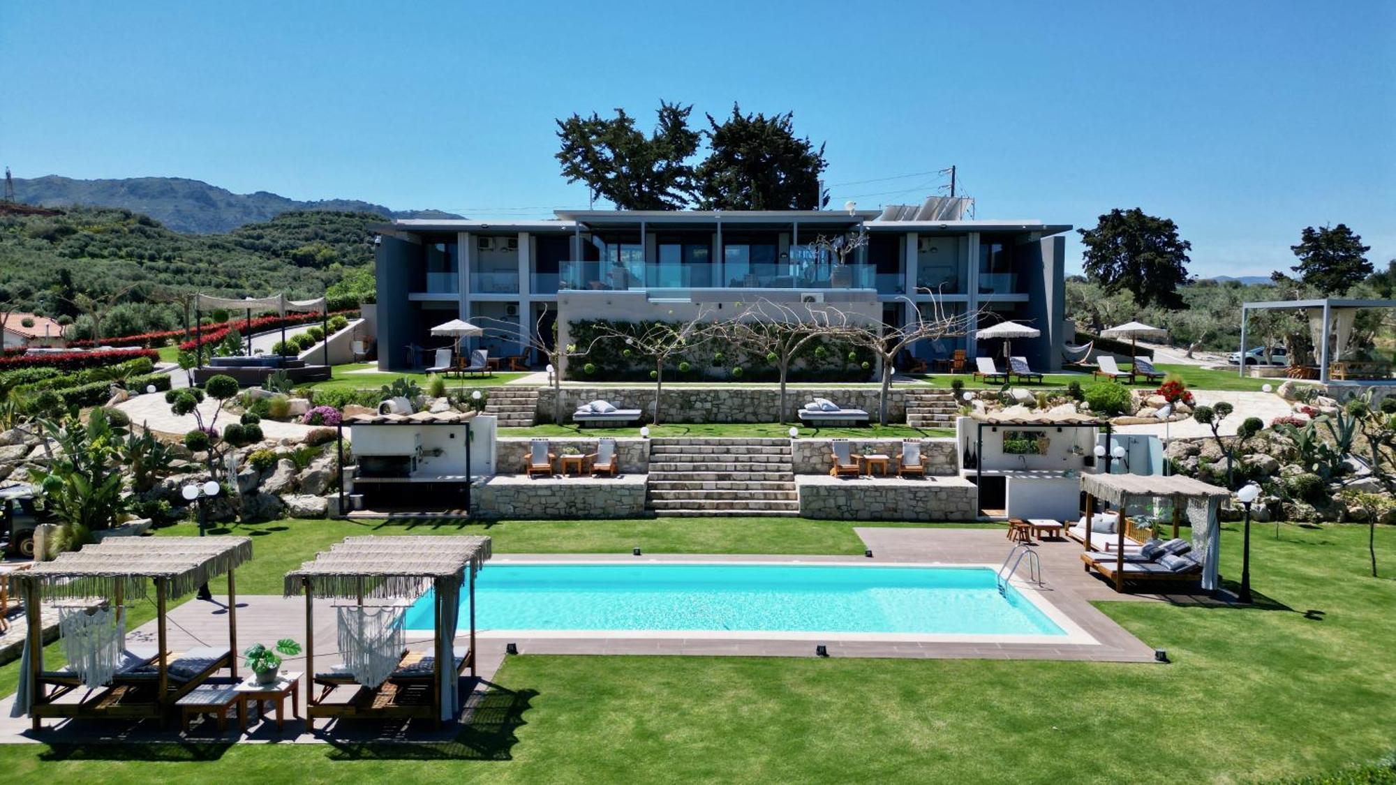 Olivenest Chania Executive Villa Perivolia  Exterior photo