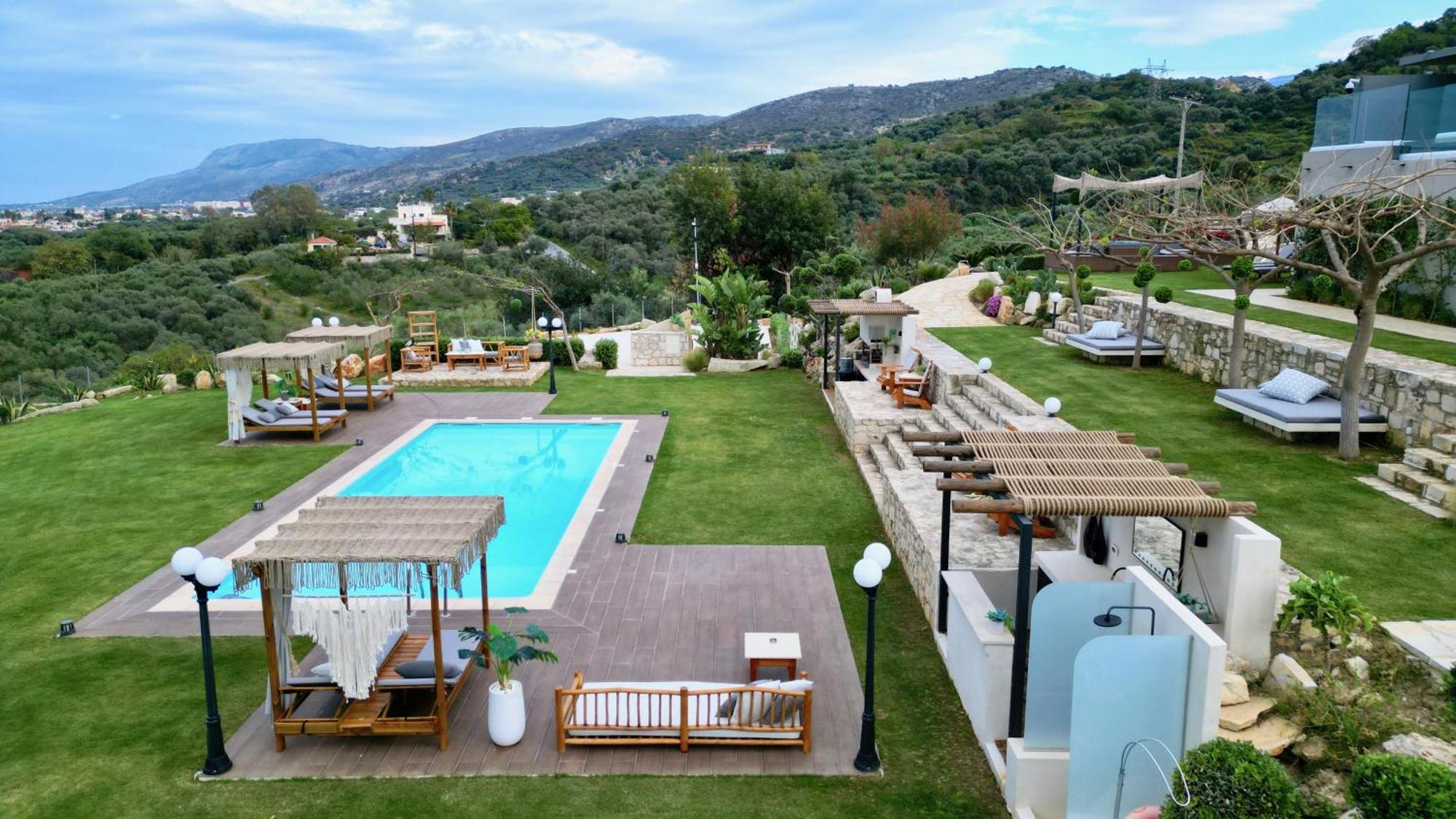 Olivenest Chania Executive Villa Perivolia  Exterior photo